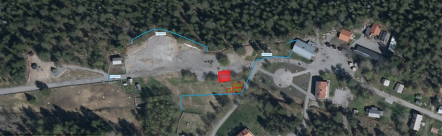 Karta över var arbetet med lekplatsen kommer att avgränsas med byggstaket. Karta: Norra Berget. 